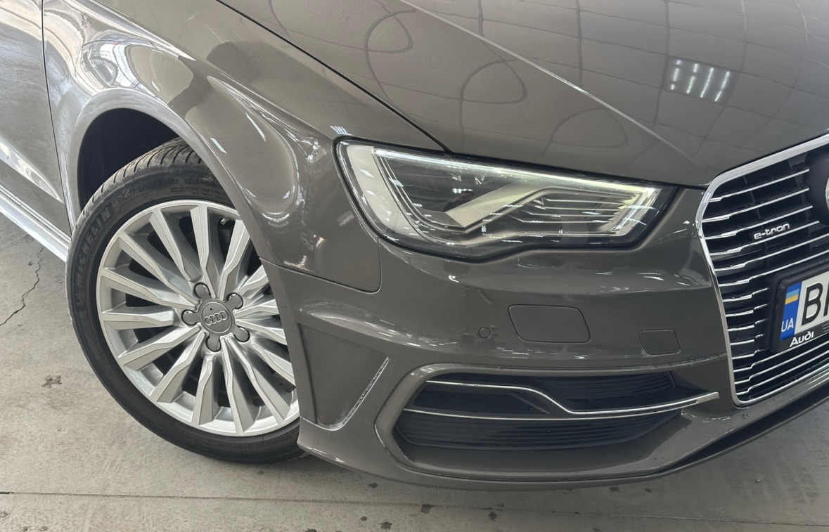 Audi A3 - фото 7