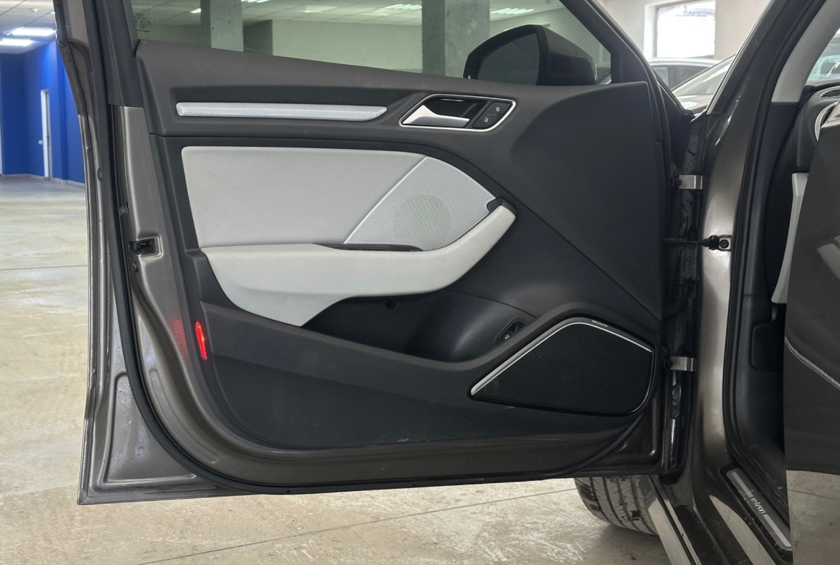 Audi A3 - фото 23