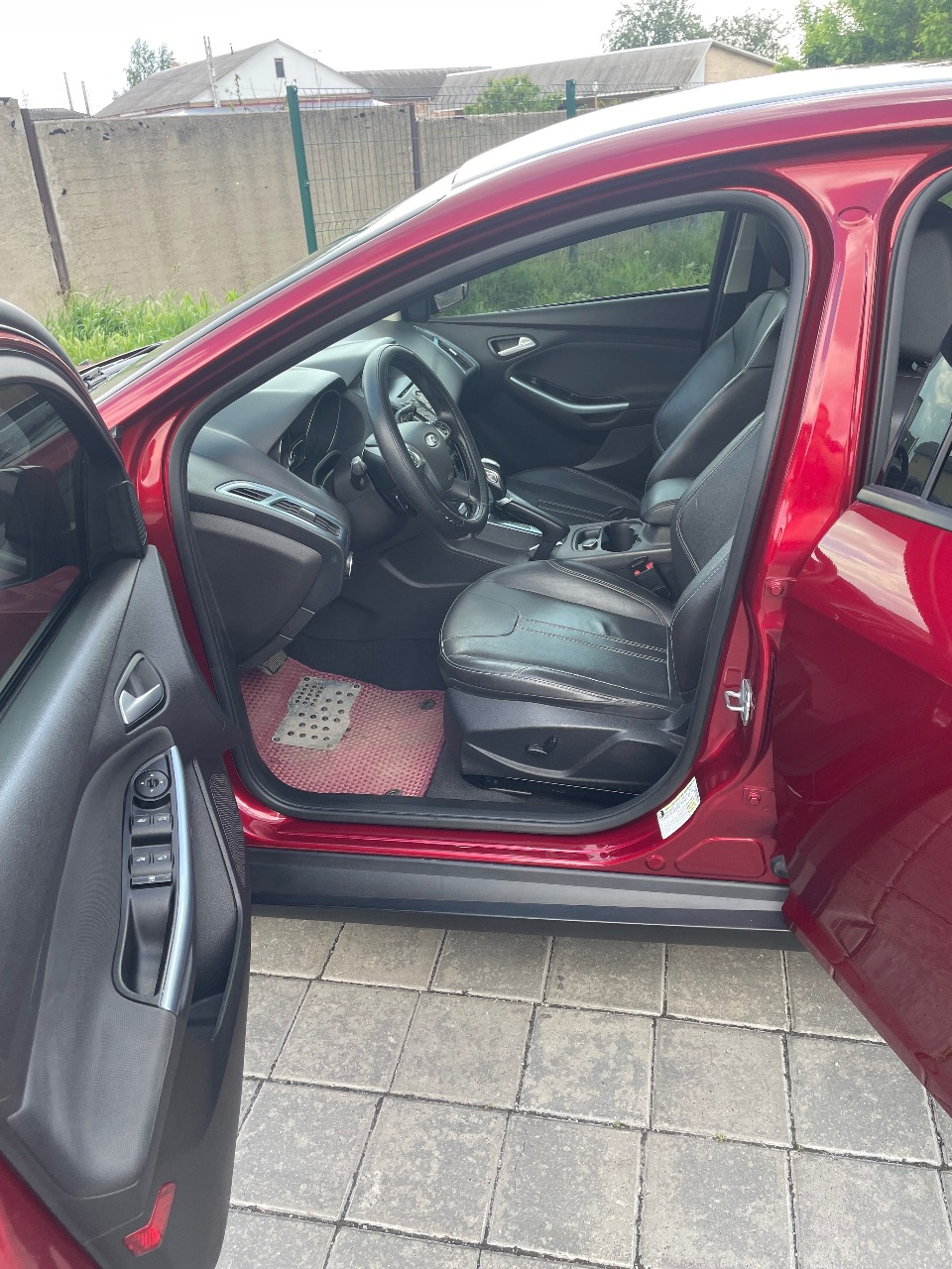 Ford Focus - фото 5