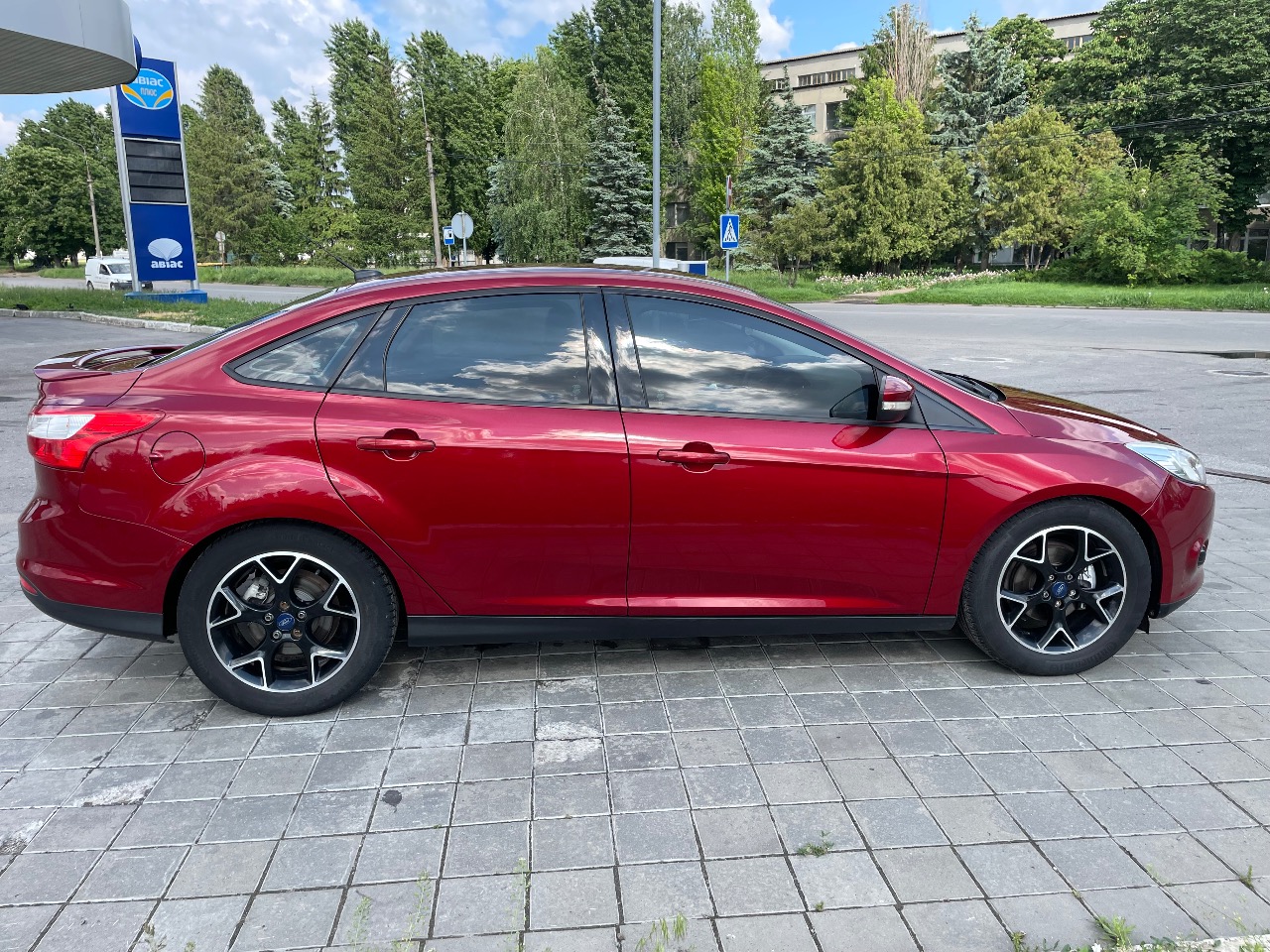 Ford Focus - фото 2