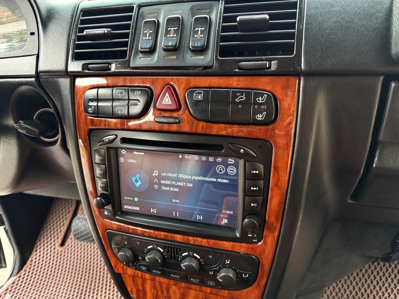 Mercedes-Benz G-Класс - фото 16