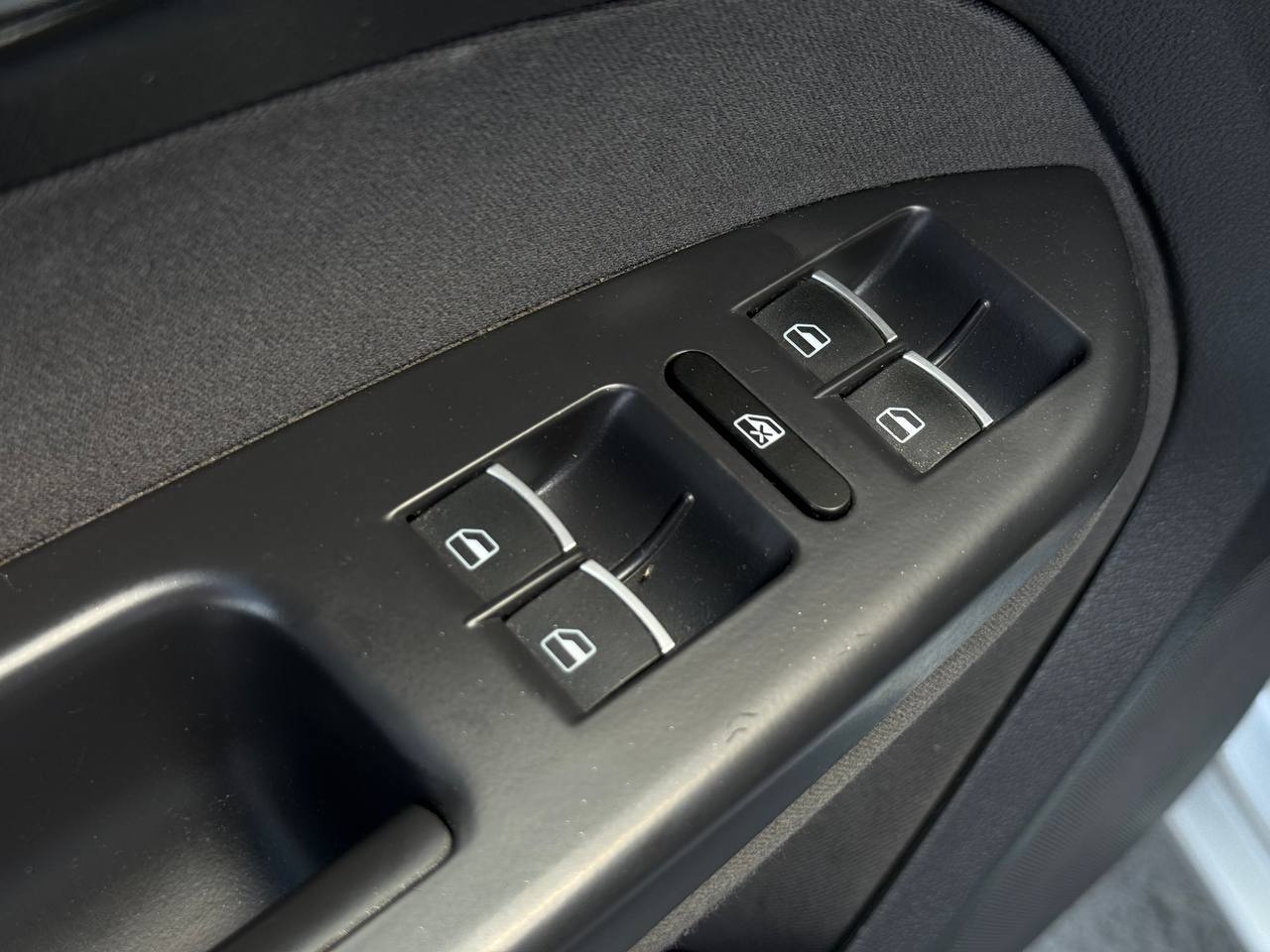 Volkswagen Touran - фото 17