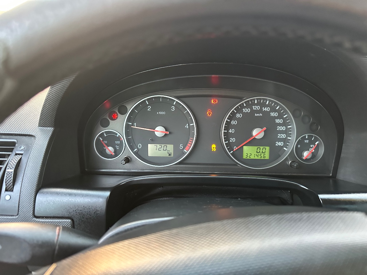 Ford Mondeo - фото 12