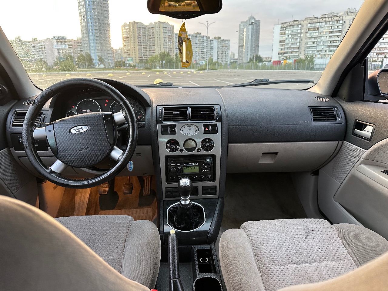 Ford Mondeo - фото 11