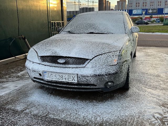 Ford Mondeo - фото 1