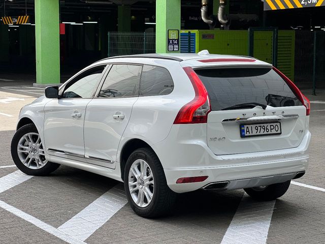 Volvo XC60 - зображення 2