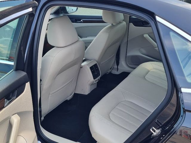 Volkswagen Passat (North America and China) - зображення 5
