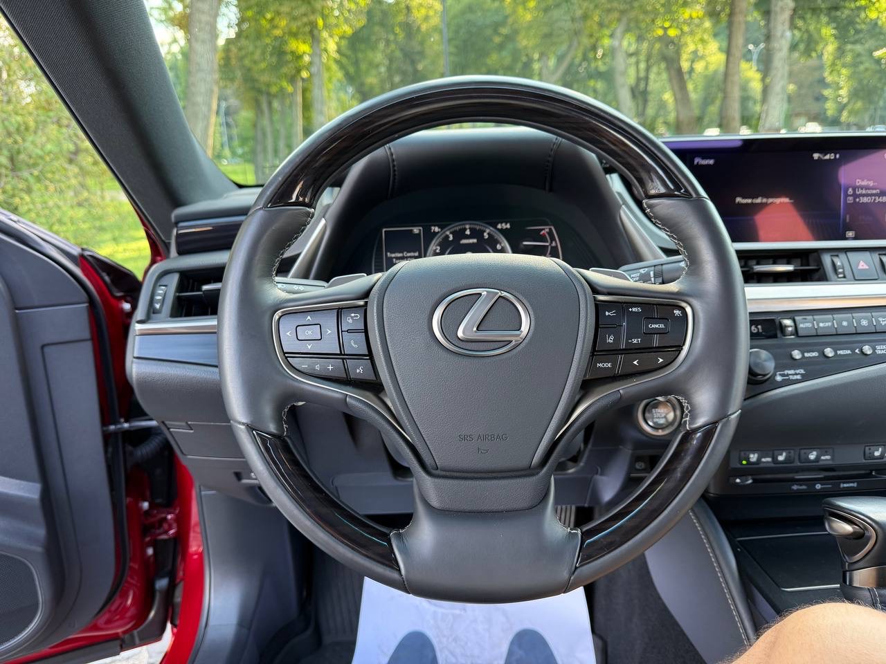 Lexus ES - фото 11