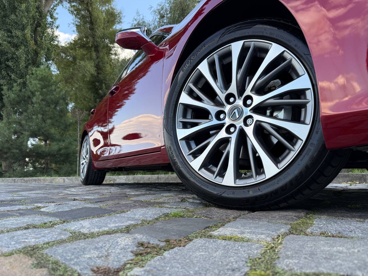 Lexus ES - фото 14