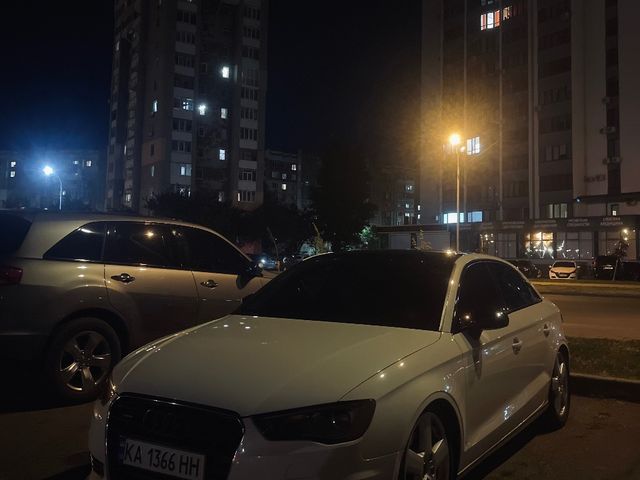 Audi A3 - фото 1