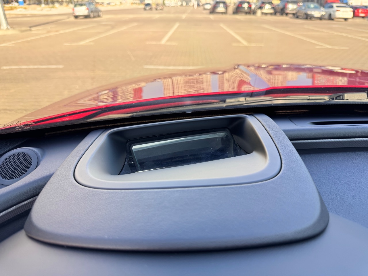 Jaguar XE - фото 46