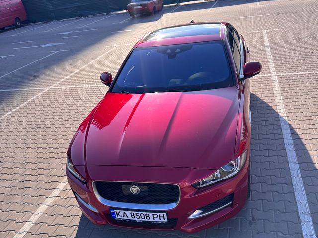 Jaguar XE - зображення 3
