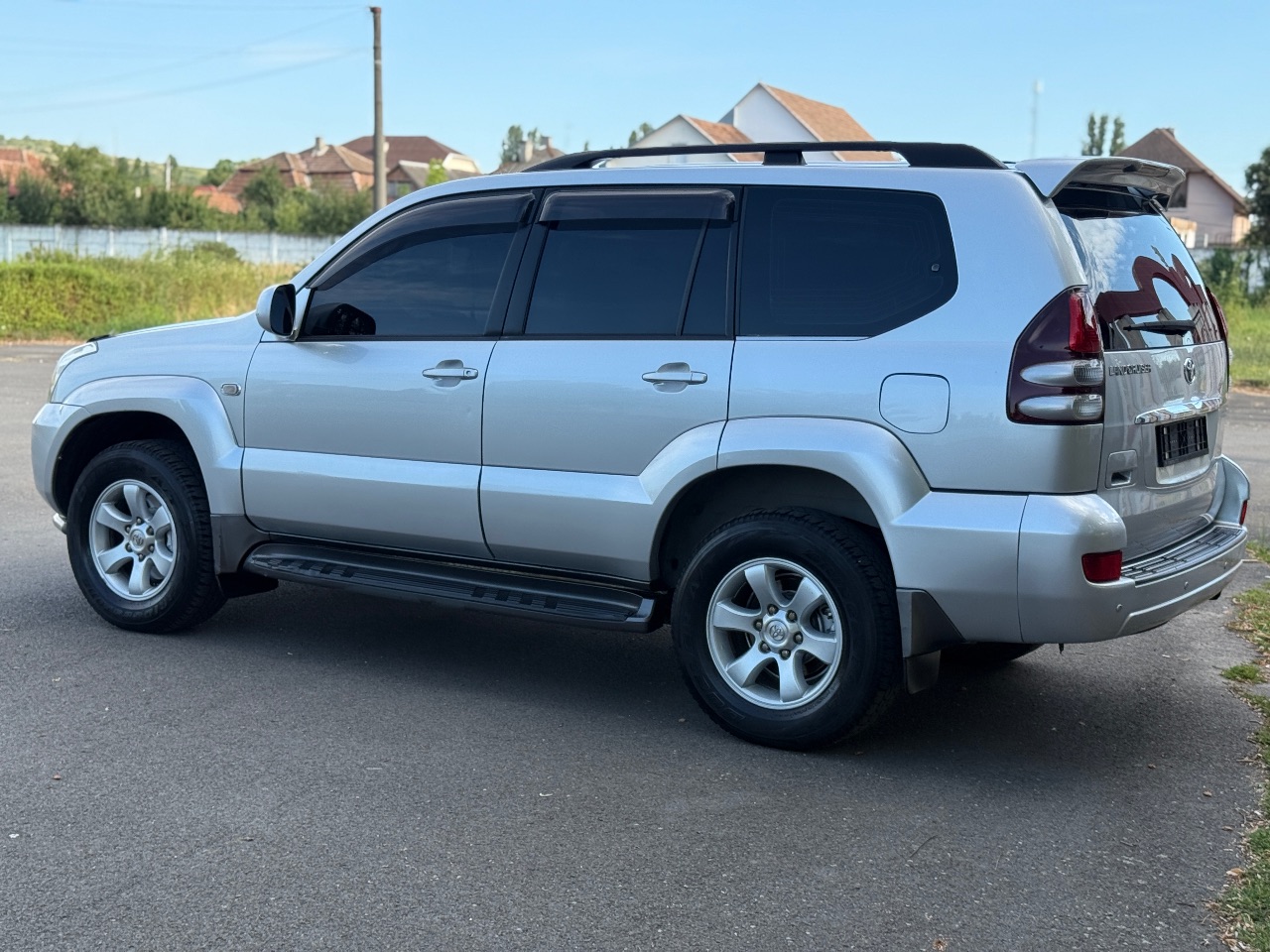 Toyota Land Cruiser Prado - фото 10