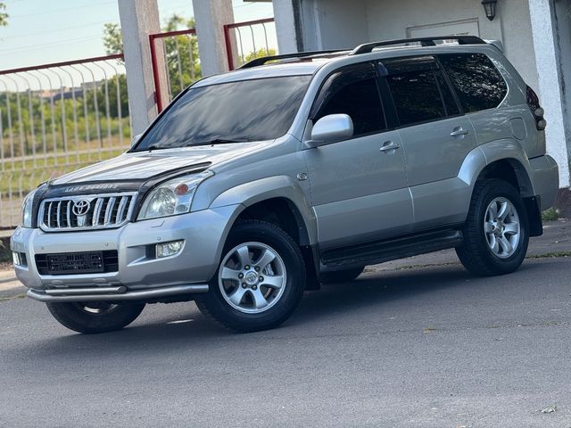 Toyota Land Cruiser Prado - фото 1