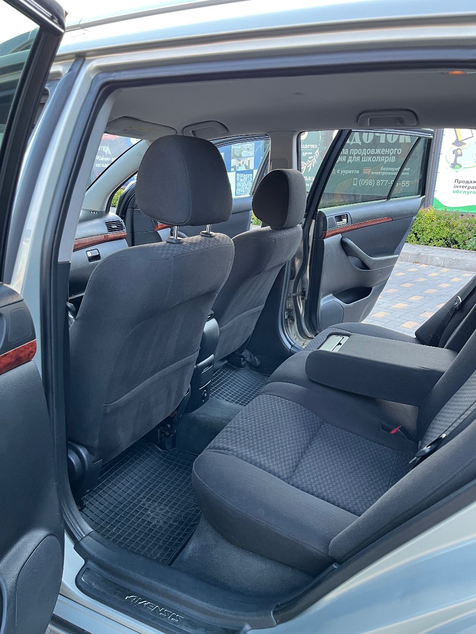 Toyota Avensis - фото 14