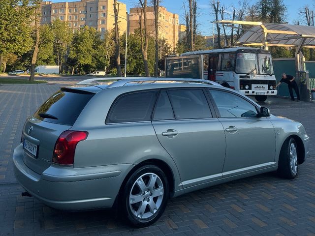 Toyota Avensis - зображення 3
