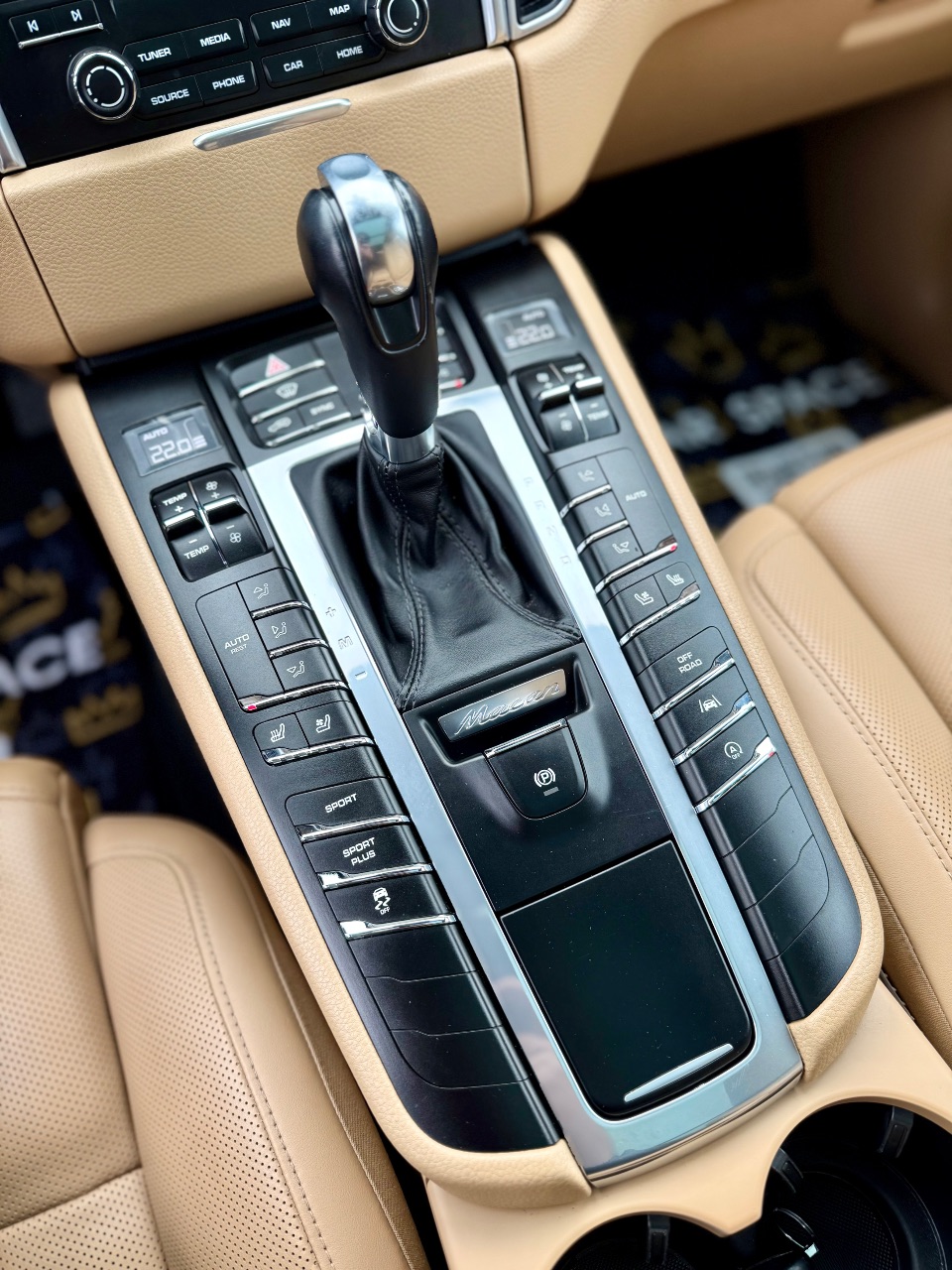 Porsche Macan - фото 24