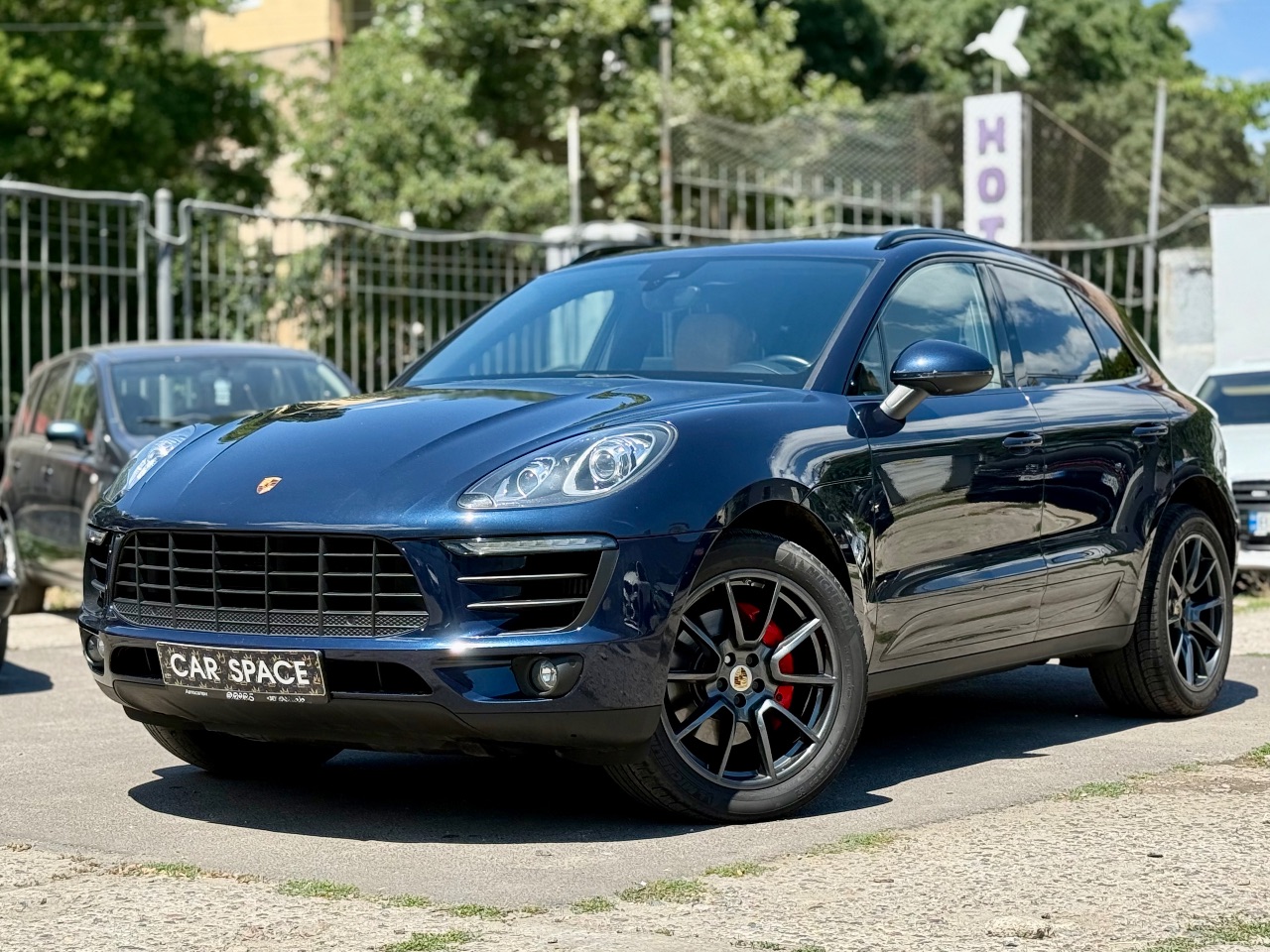 Porsche Macan - фото 8