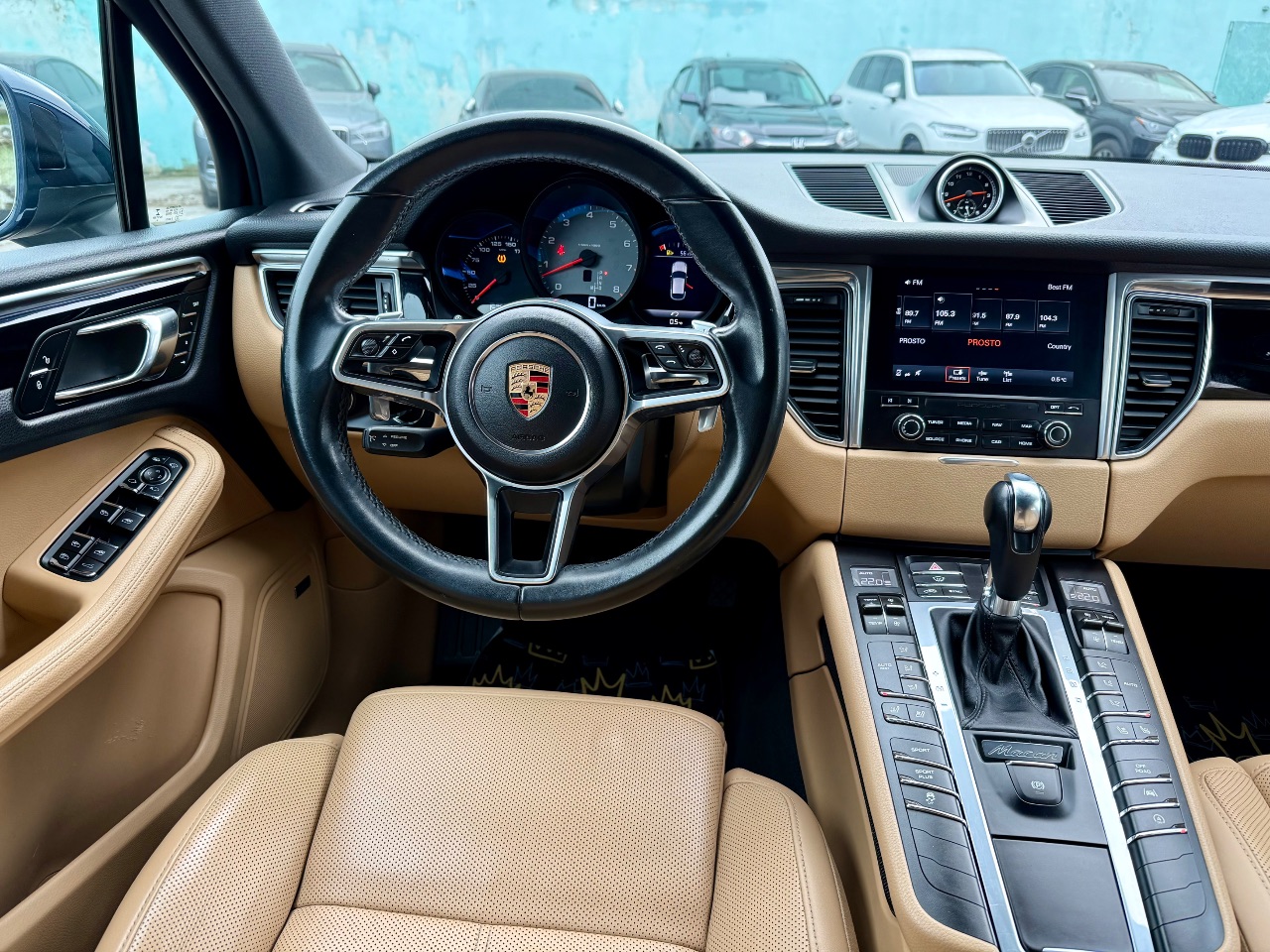 Porsche Macan - фото 18