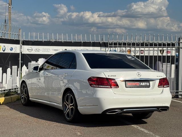 Mercedes-Benz E-Класс - зображення 5