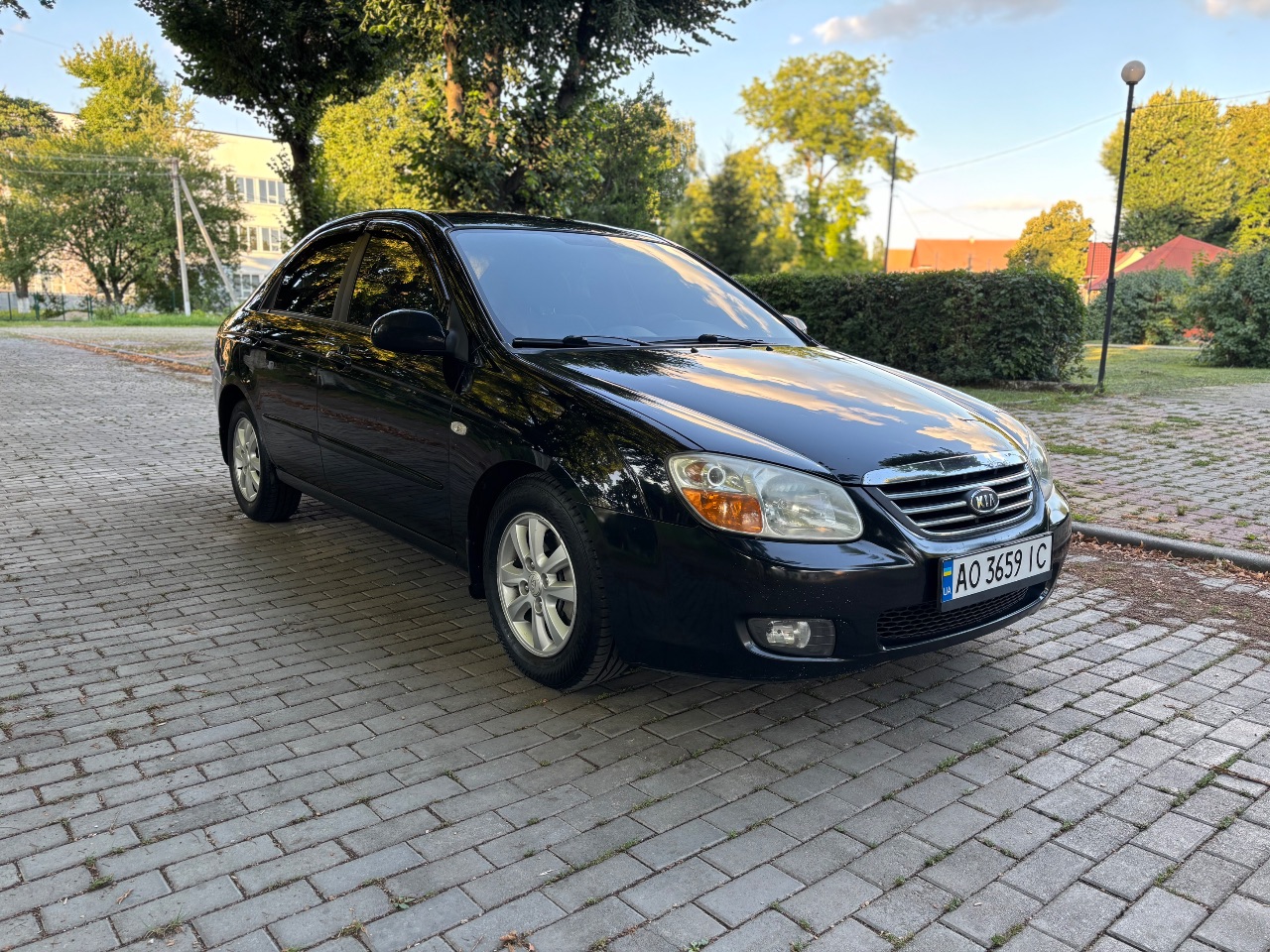 Kia Cerato - фото 1