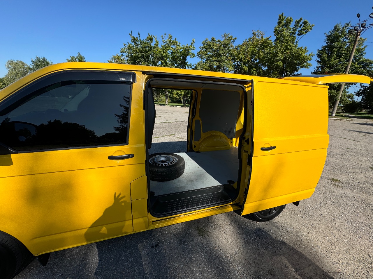 Volkswagen Transporter - фото 14