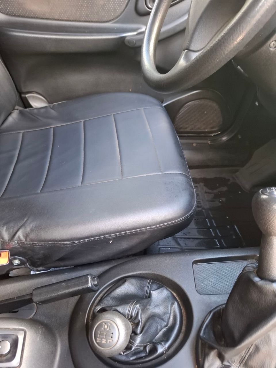 Chevrolet Niva - фото 6