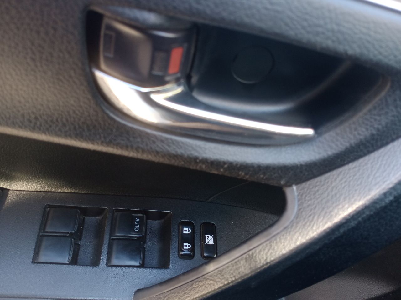 Toyota Corolla - фото 4