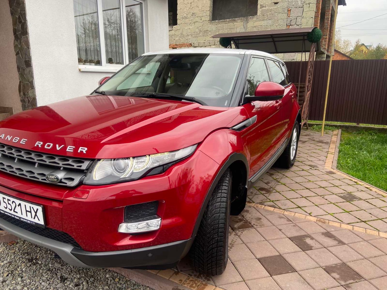 Land Rover Range Rover Evoque - фото 1