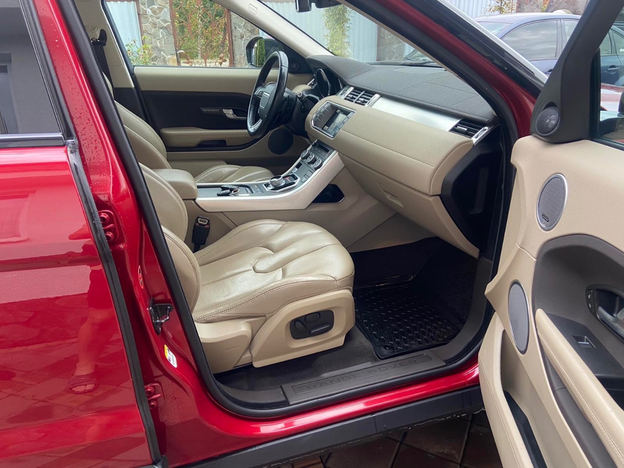 Land Rover Range Rover Evoque - фото 2