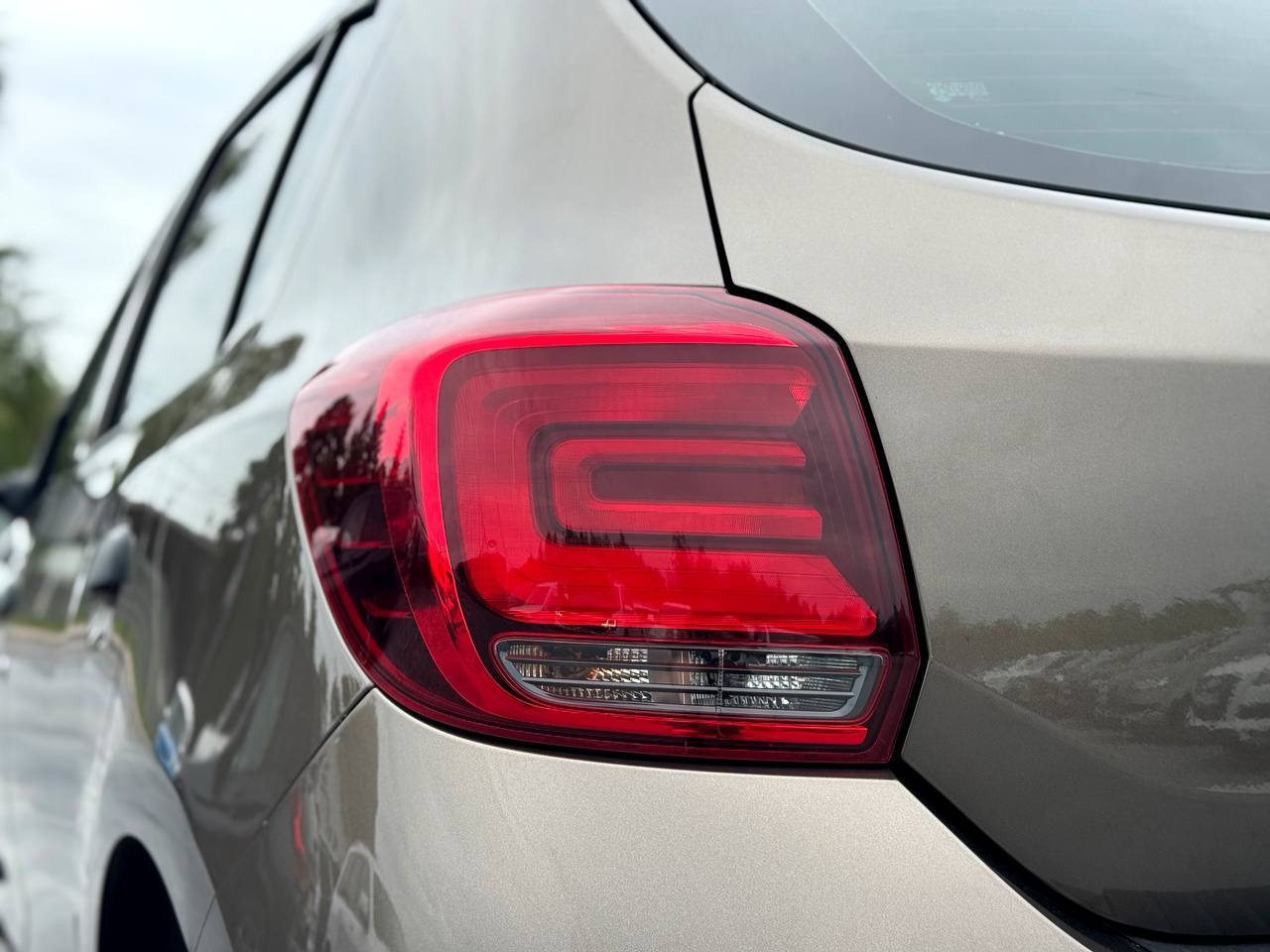 Renault Sandero - фото 18