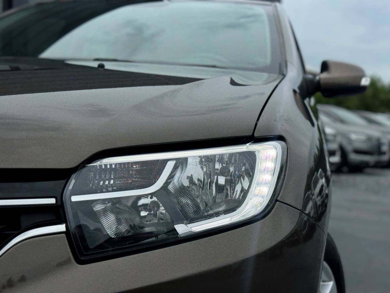 Renault Sandero - фото 4