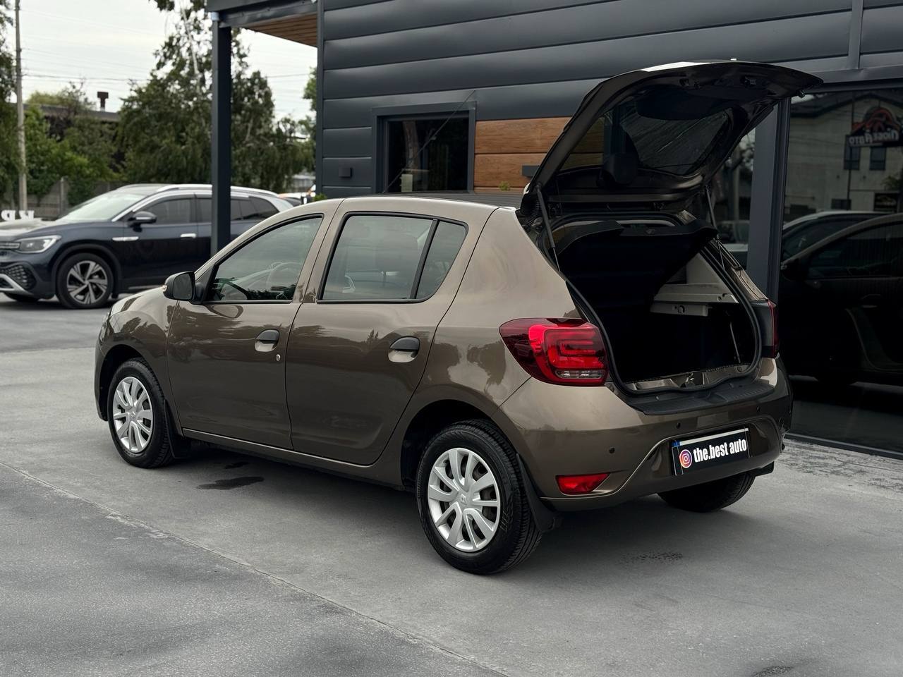 Renault Sandero - фото 37