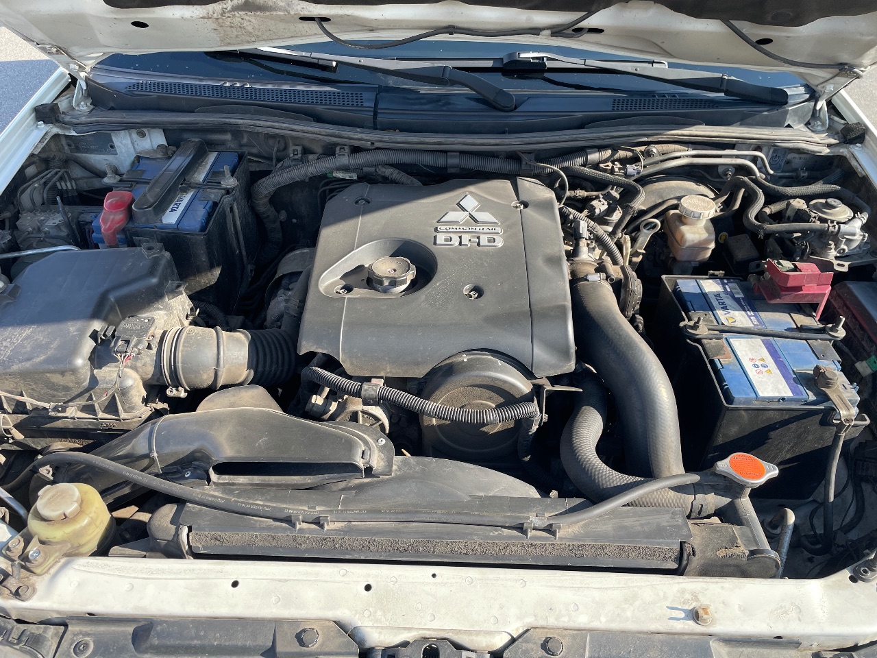 Mitsubishi Pajero Sport - фото 9