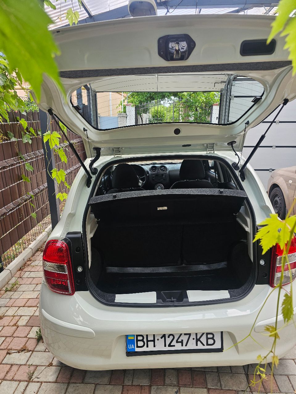 Nissan Micra - фото 8