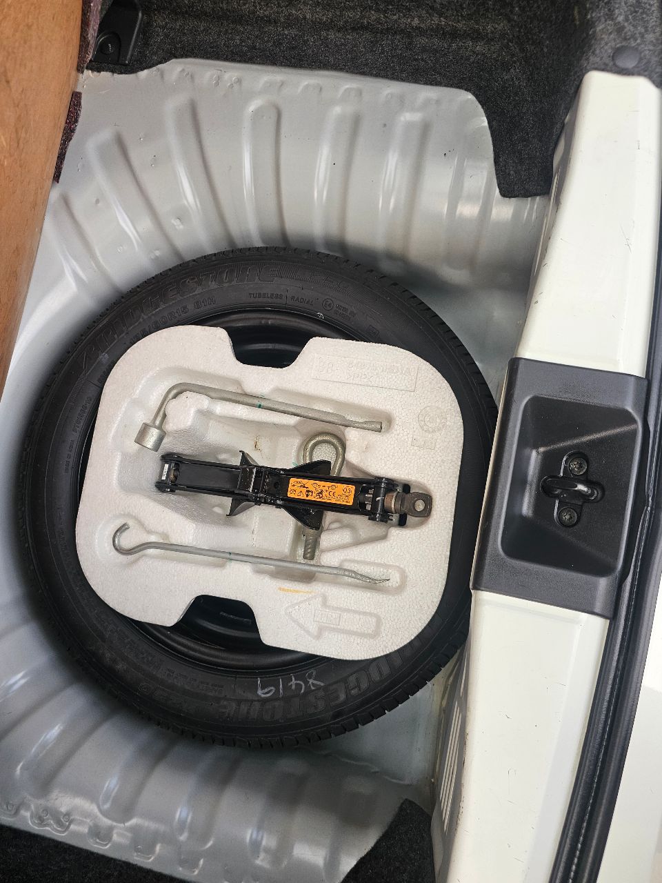 Nissan Micra - фото 25