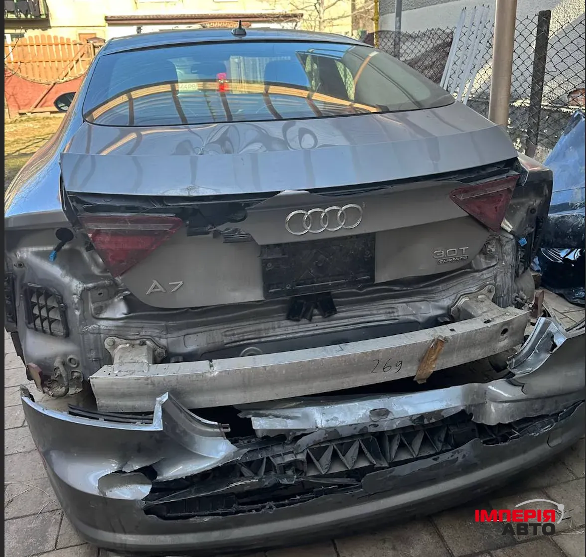 Audi A7 - фото 16