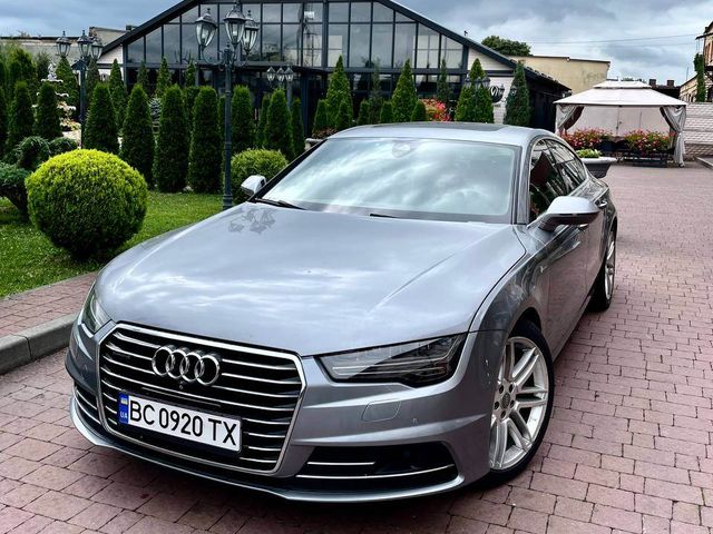 Audi A7 - фото 5