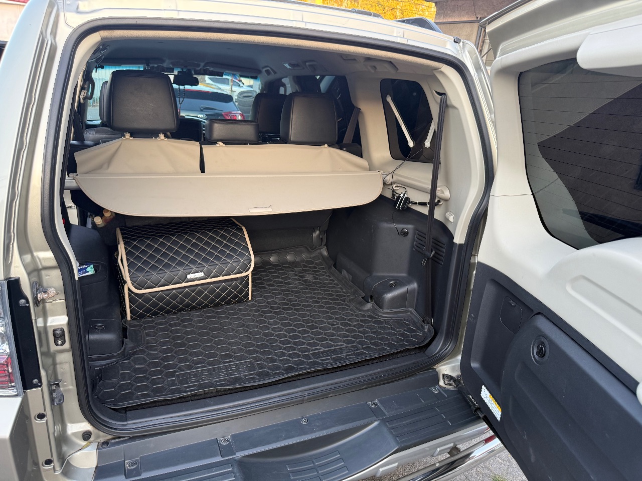 Mitsubishi Pajero - фото 12