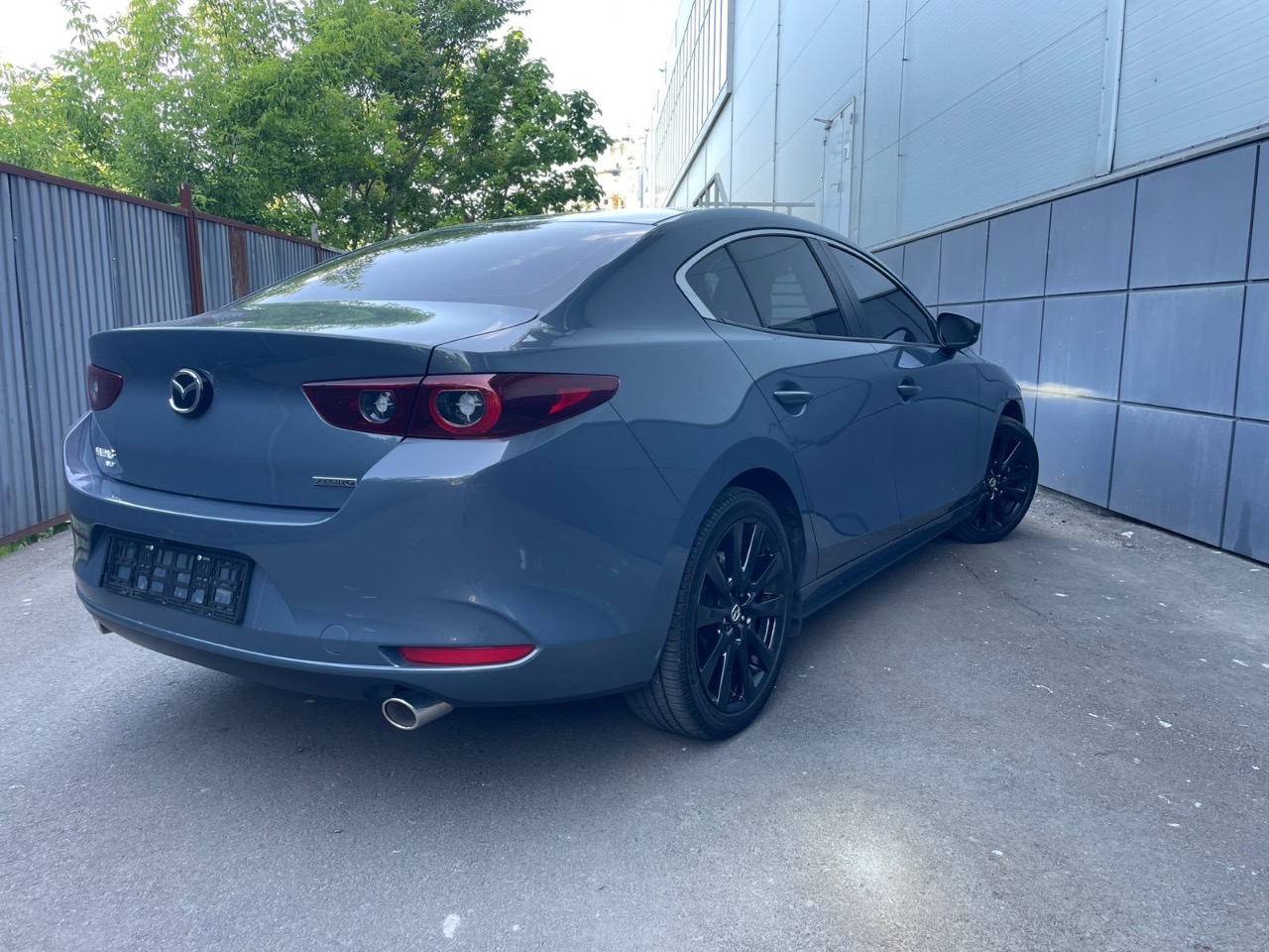 Mazda 3 - фото 5