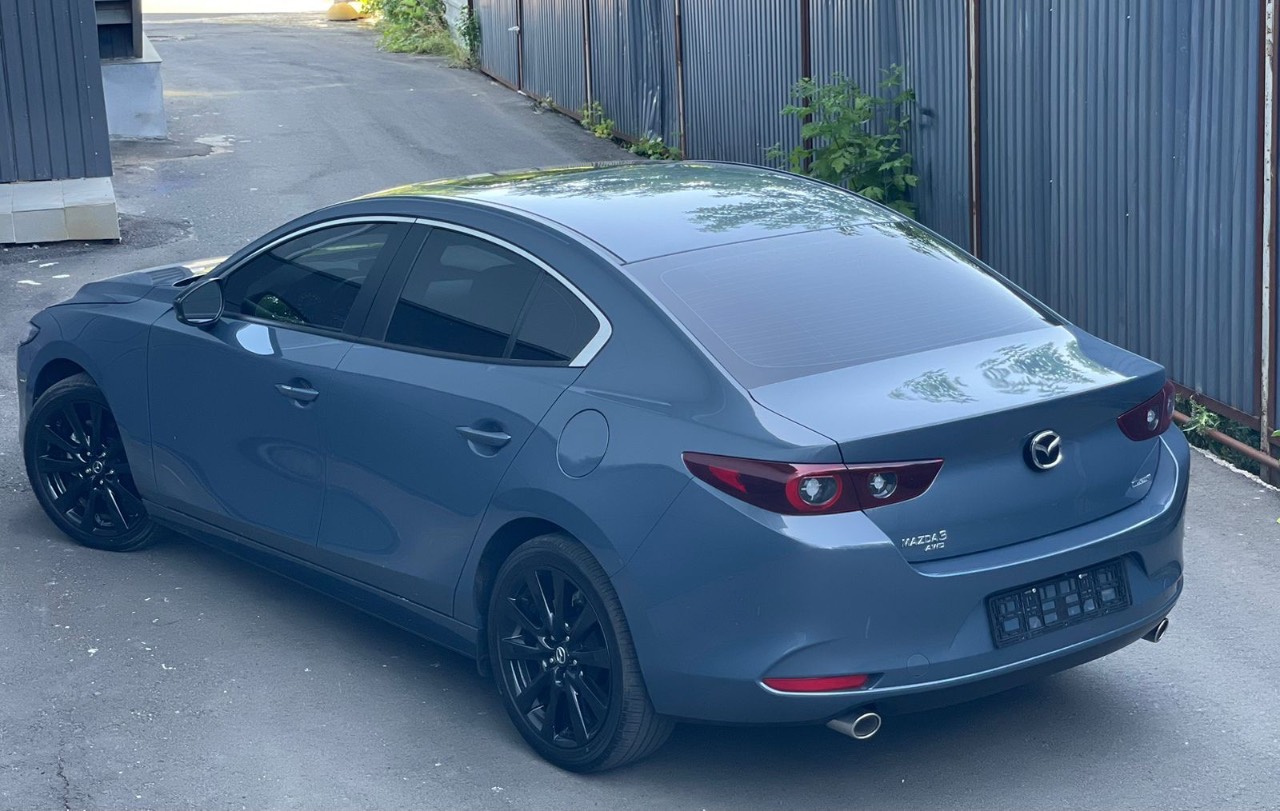 Mazda 3 - фото 2