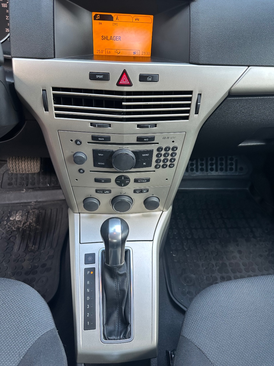 Opel Astra - фото 24