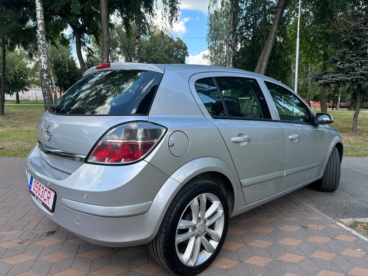 Opel Astra - фото 9