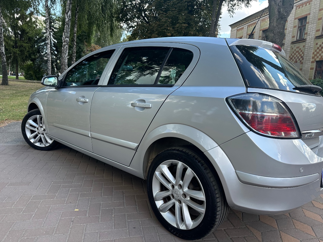 Opel Astra - фото 17