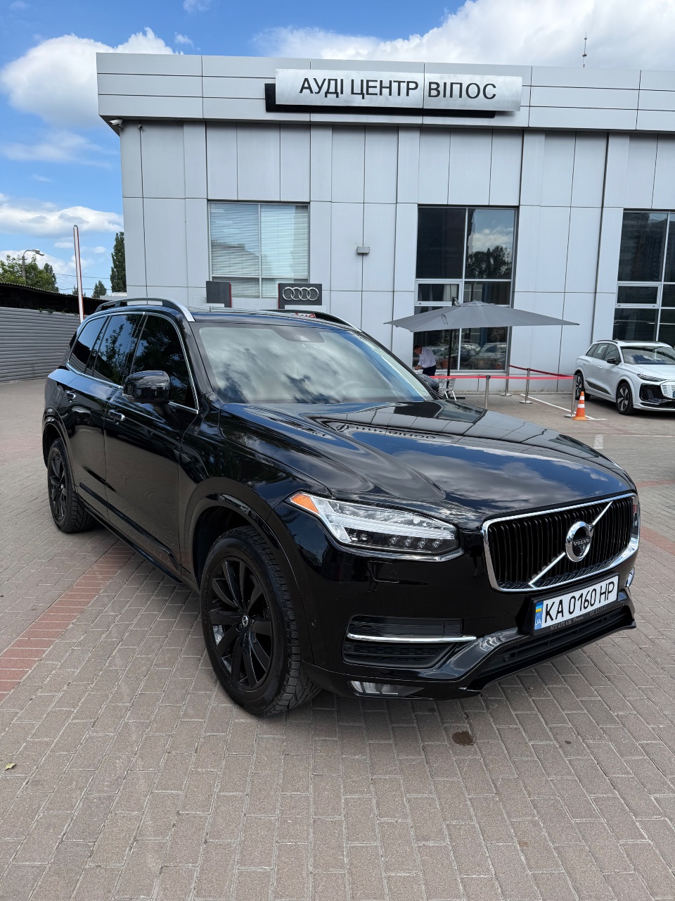 Volvo XC90 - фото 6