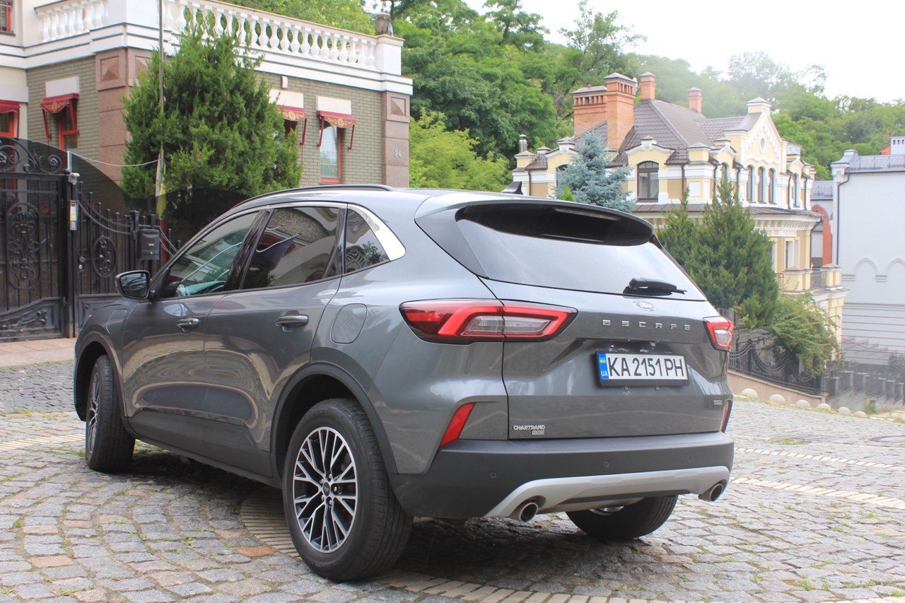 Ford Escape - фото 8