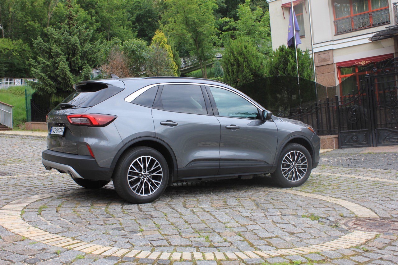 Ford Escape - фото 5