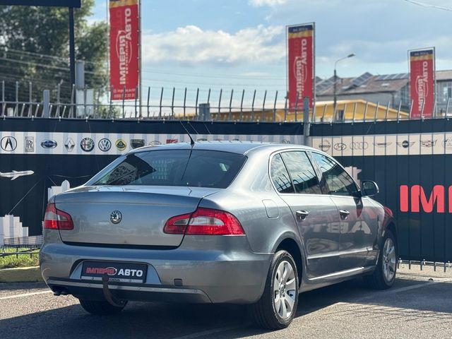Skoda Superb - фото 5
