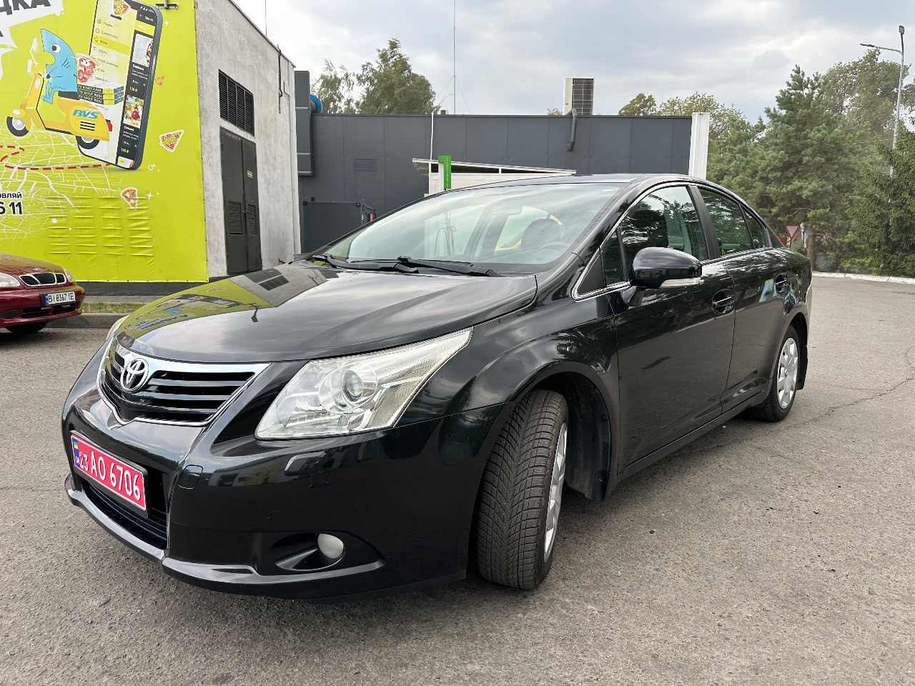 Toyota Avensis - фото 2