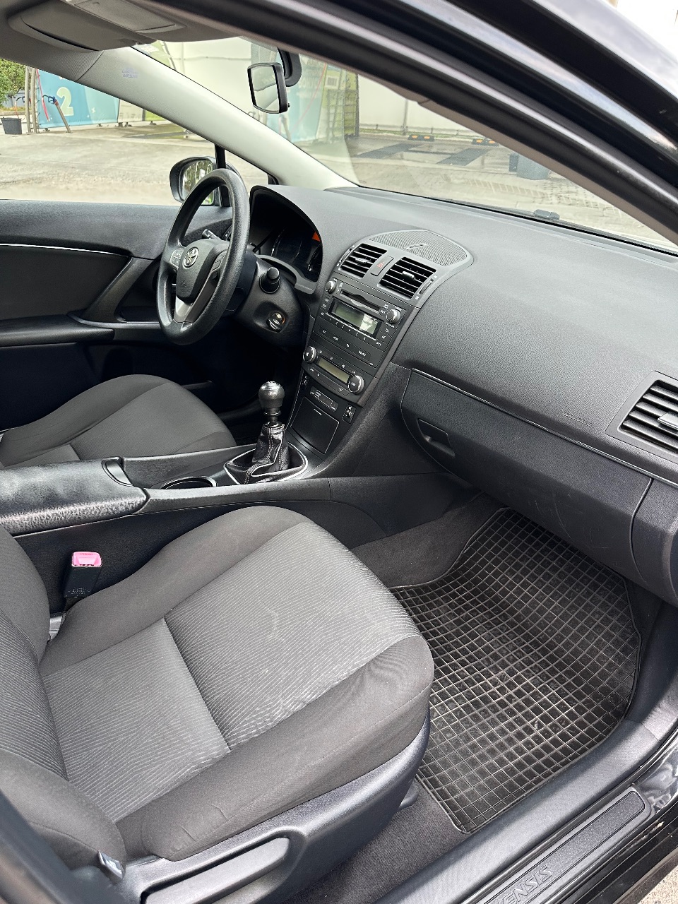 Toyota Avensis - фото 42